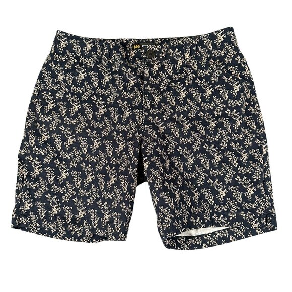 Lee Womens‎ 12 P Navy Floral Regular Fit Mid Rise Bermuda Shorts Pockets - Picture 1 of 10